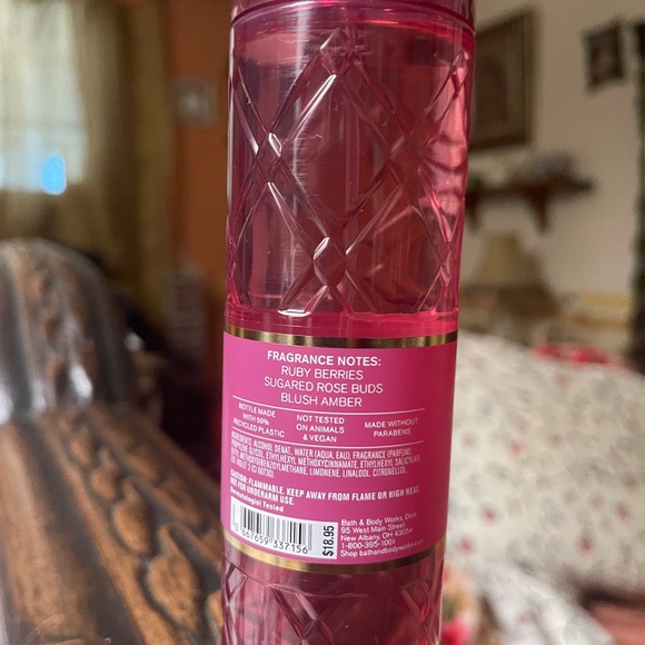 Bath & Body Works Covered in Roses Fragrance Mist - Pink - Picture 2 of 3